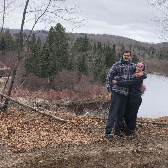 Meet your Posher, Torri - Picture 1 of 1